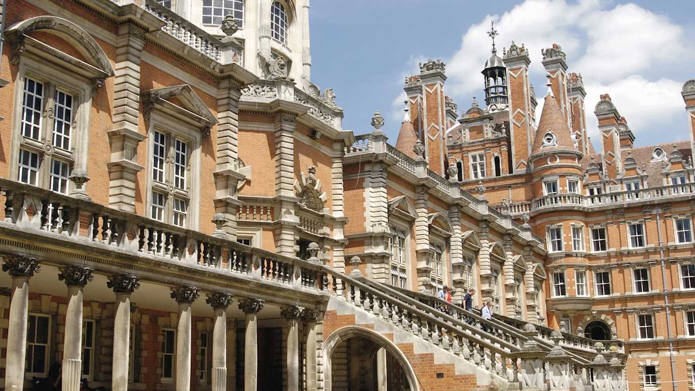 Royal_Holloway_South_ Quad_002