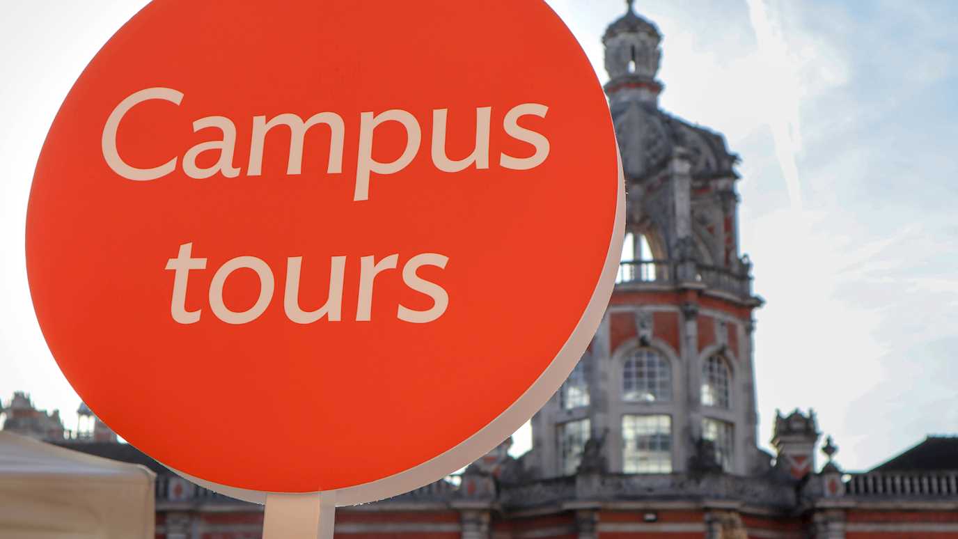 Open day campus tour sign