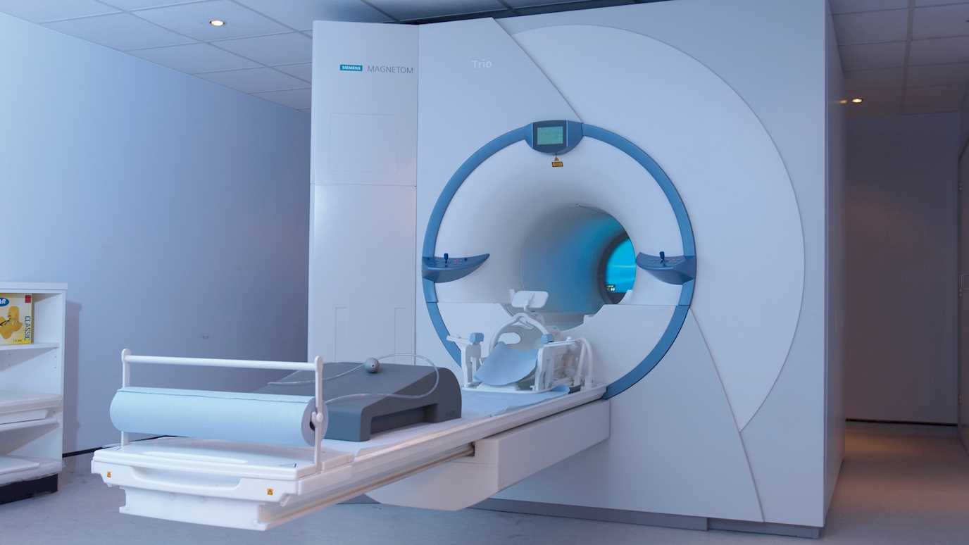 MRI scanner_ Psychology facilities for research